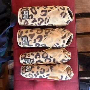 Leopard Print Jeffers Splint/Bell Boots